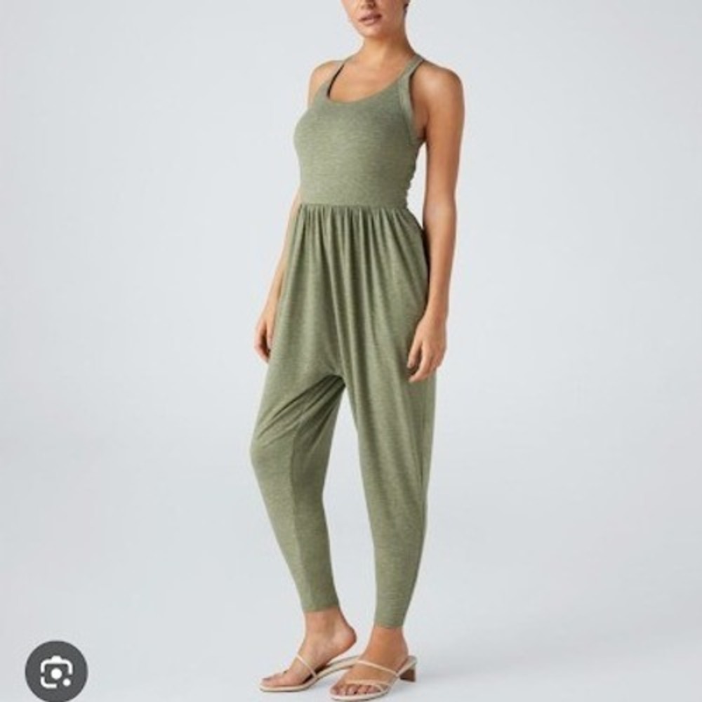 Halara Women's‎ Olive Green Backless U Neck Harem Jumpsuit Easy Peezy  NEW Boho